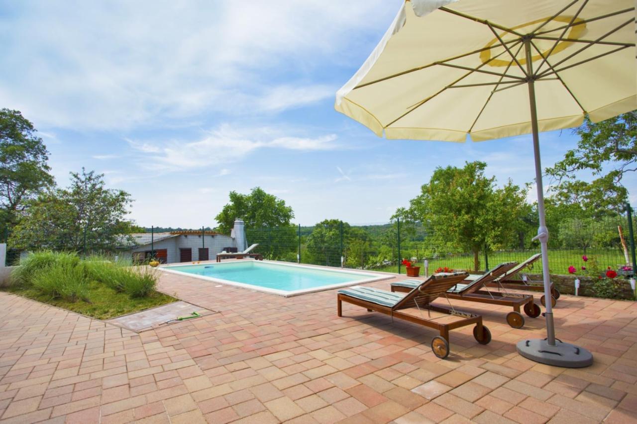 Holiday Home Elvis, Village Kujici Hreljici Экстерьер фото