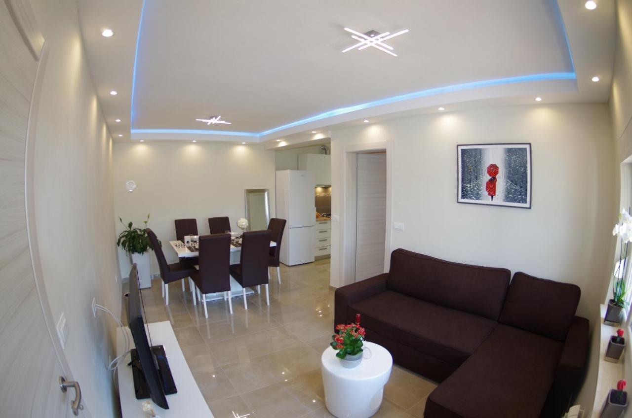 Holiday Home Elvis, Village Kujici Hreljici Экстерьер фото