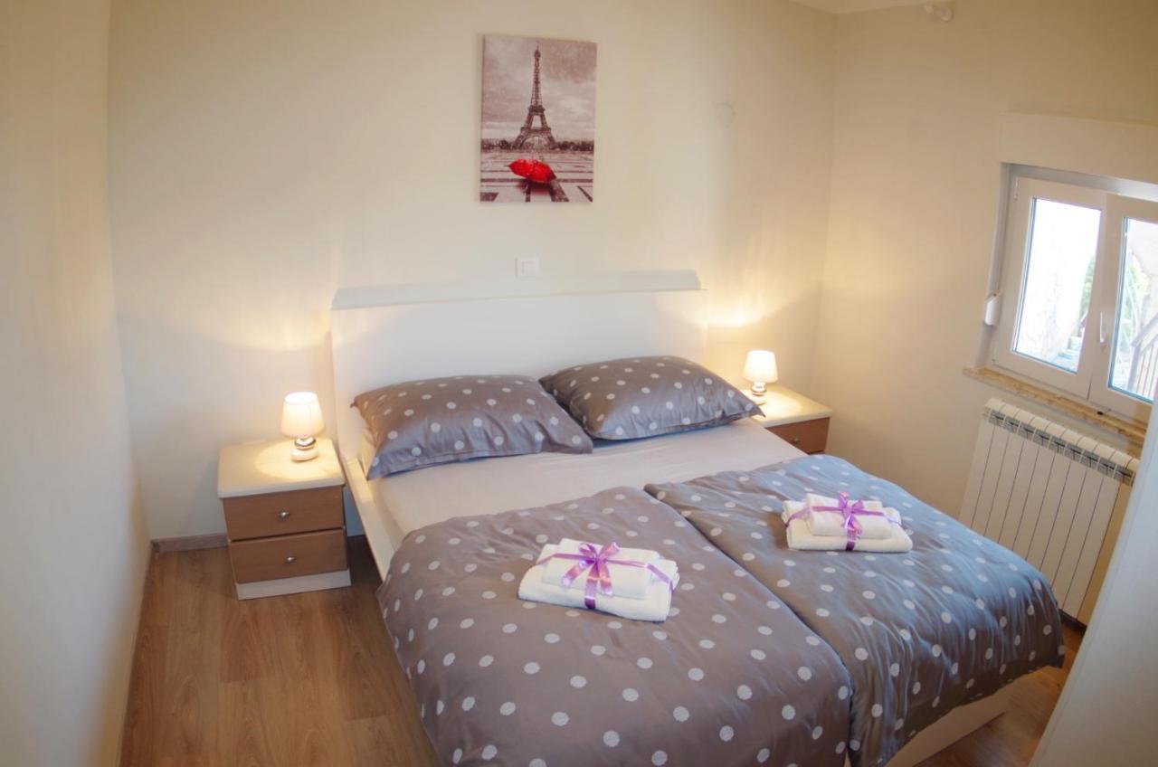 Holiday Home Elvis, Village Kujici Hreljici Экстерьер фото